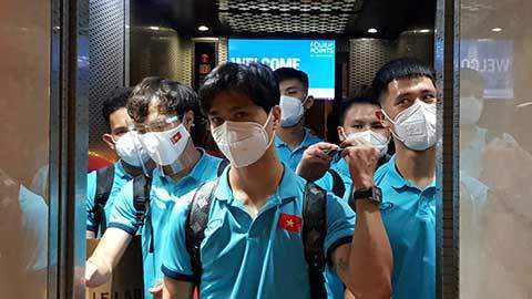 国产成人18黄网站麻豆